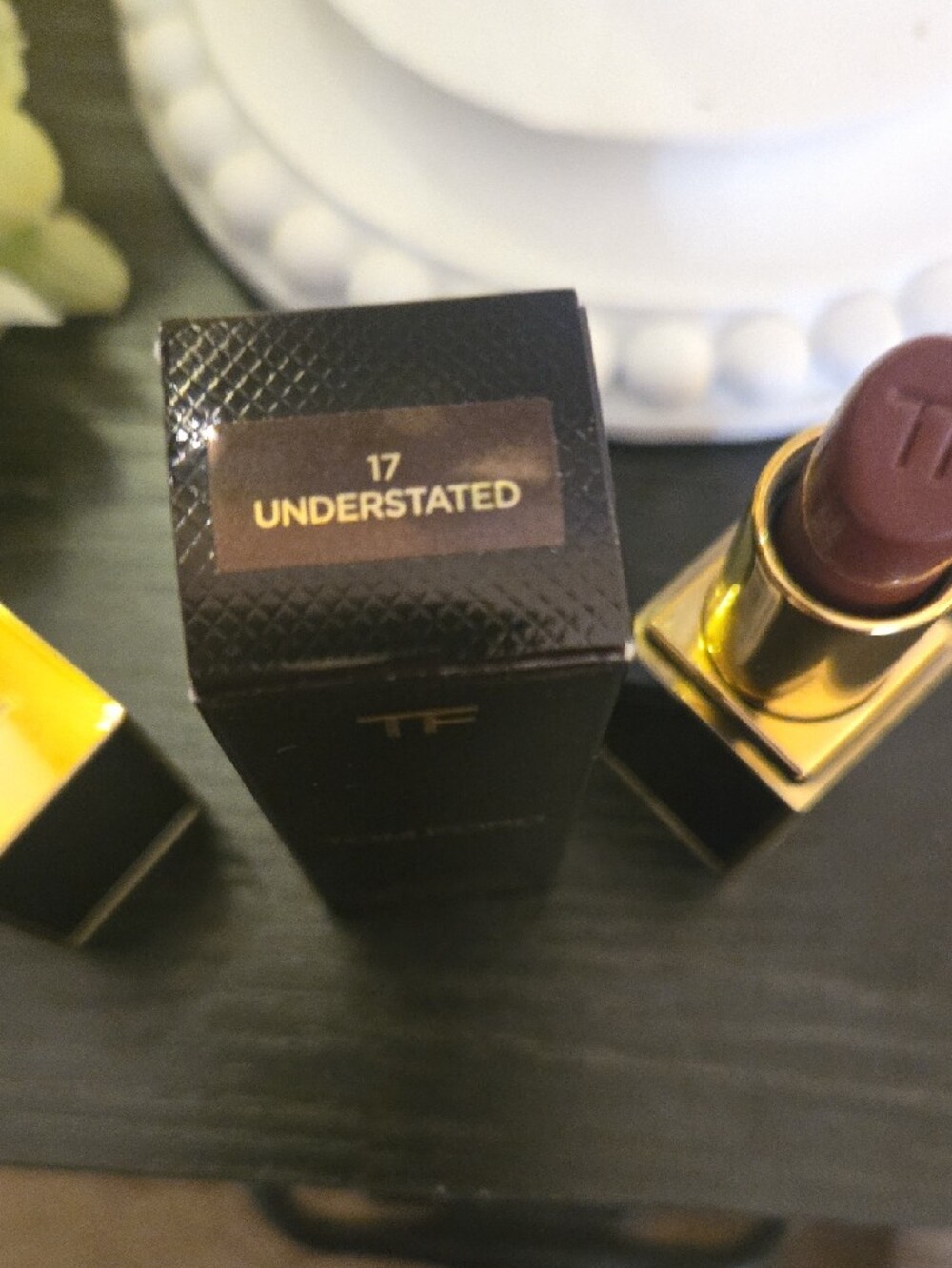 💋Tom Ford Lipstick in Mauve Brown with Black & Gold Case - Picture 2 of 3